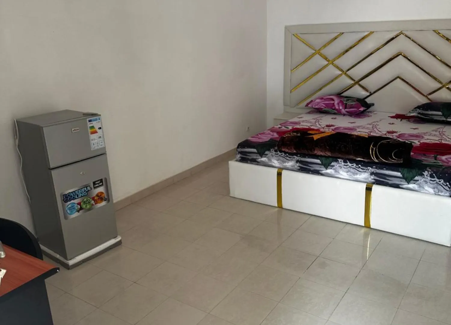 Apartment Chambre Toilette Dans Un Villa Dakar